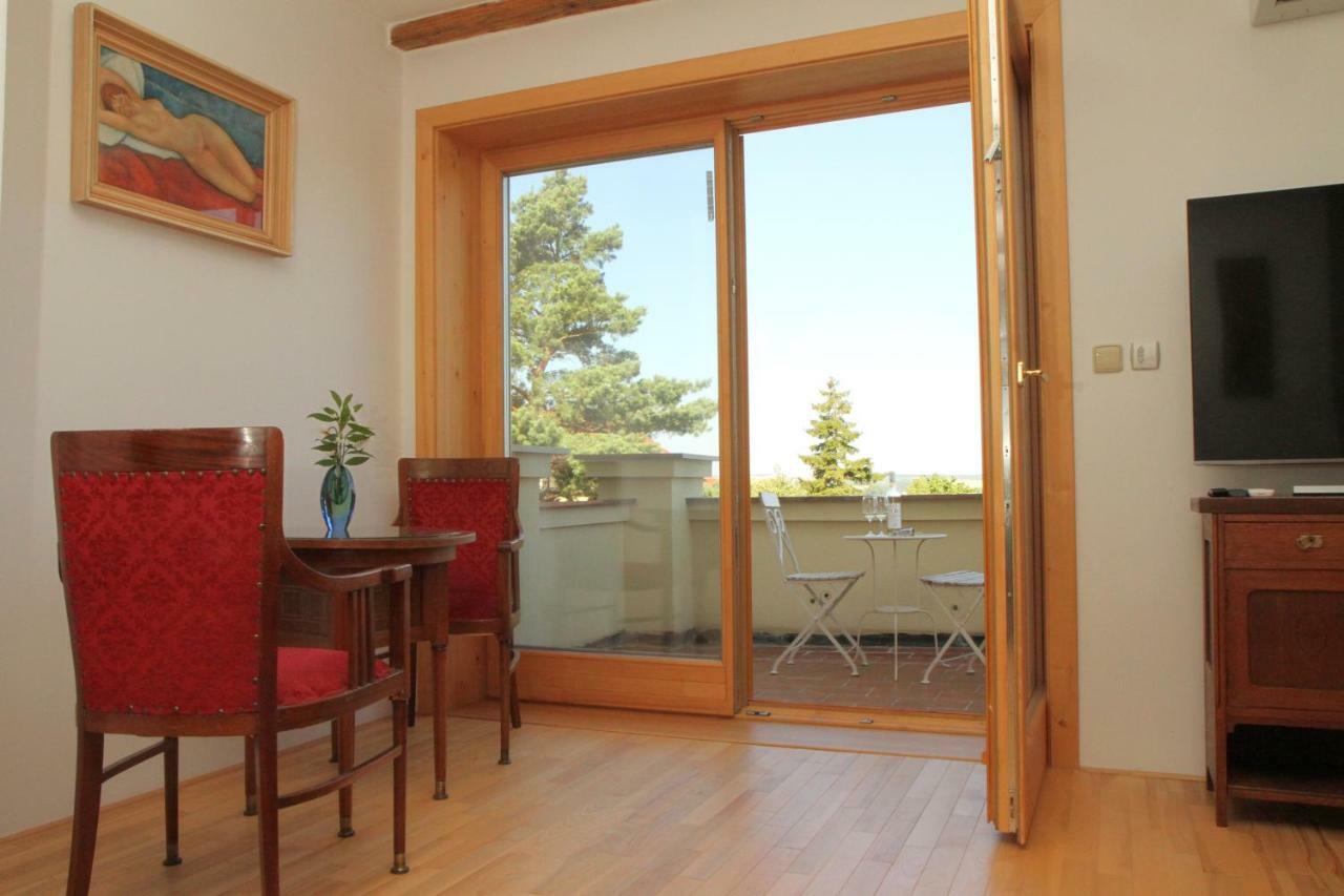 Apartman Nella Valtice Eksteriør bilde