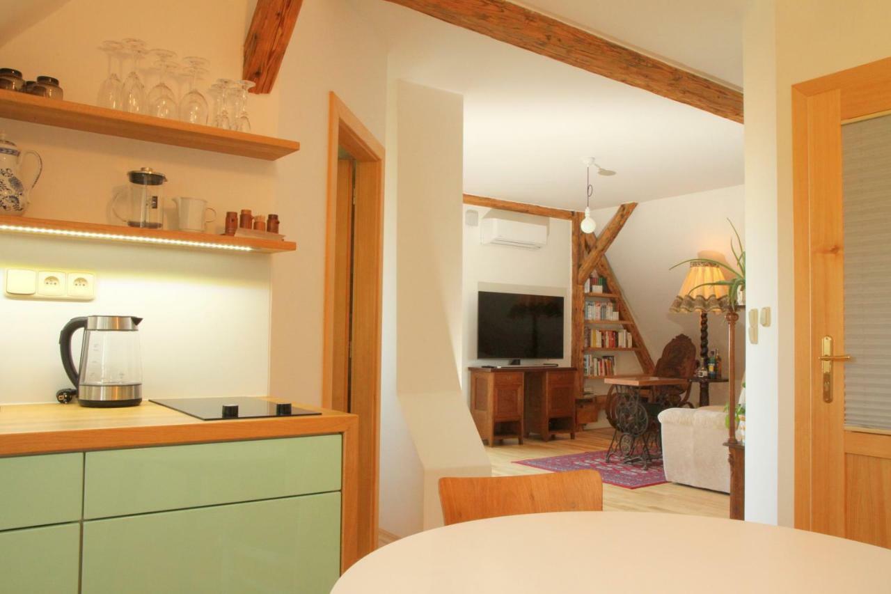 Apartman Nella Valtice Eksteriør bilde