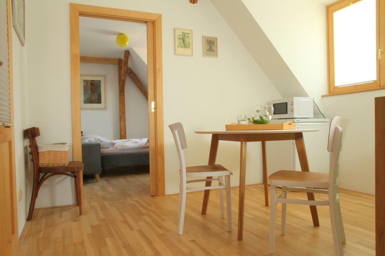 Apartman Nella Valtice Eksteriør bilde